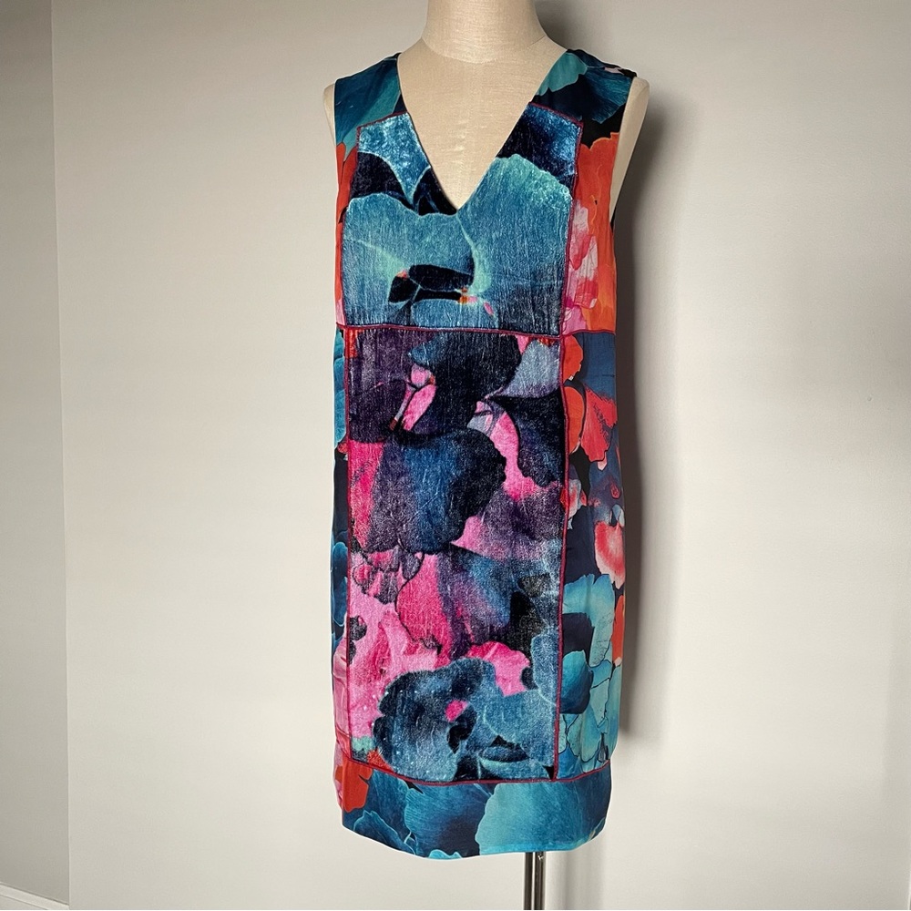 Leifsdottir sleeveless silk floral dress size 4